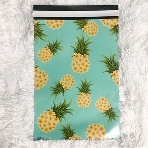 25 (10 X 14) Plumeria Pineapple Poly Mailers